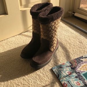 Coach Sherman Signature cold weather boots